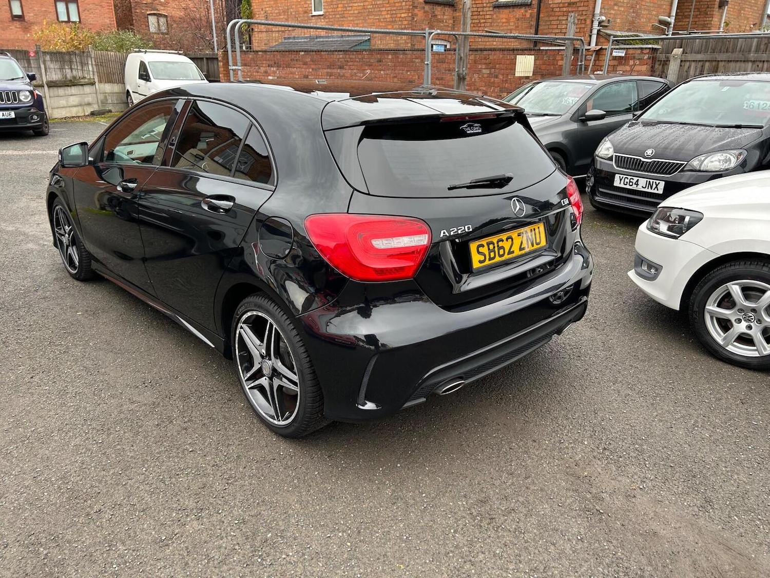 Used Mercedes-Benz A-Class 2013 for sale - 76963298: Photo 7