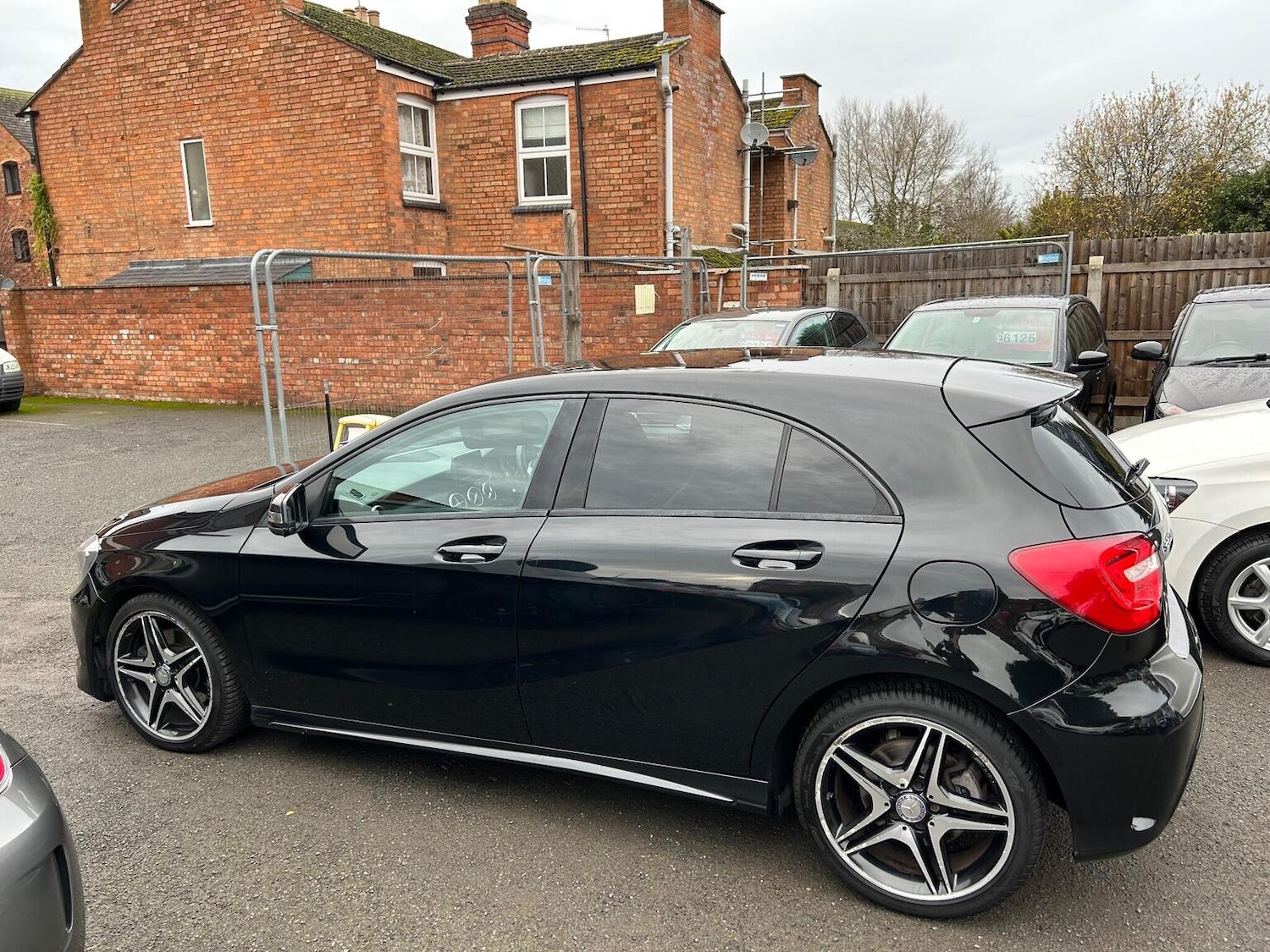 Used Mercedes-Benz A-Class 2013 for sale - 76963298: Photo 8