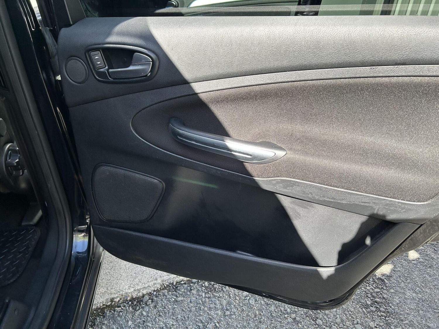 Used Ford S-Max 2012 for sale - 78018261: Photo 24