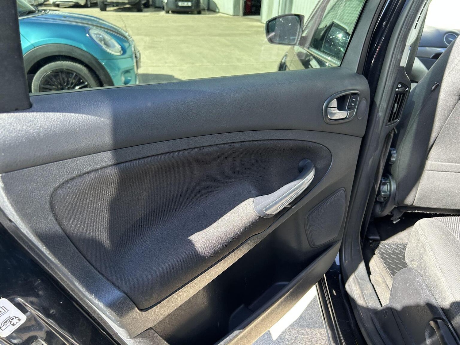 Used Ford S-Max 2012 for sale - 78018261: Photo 25