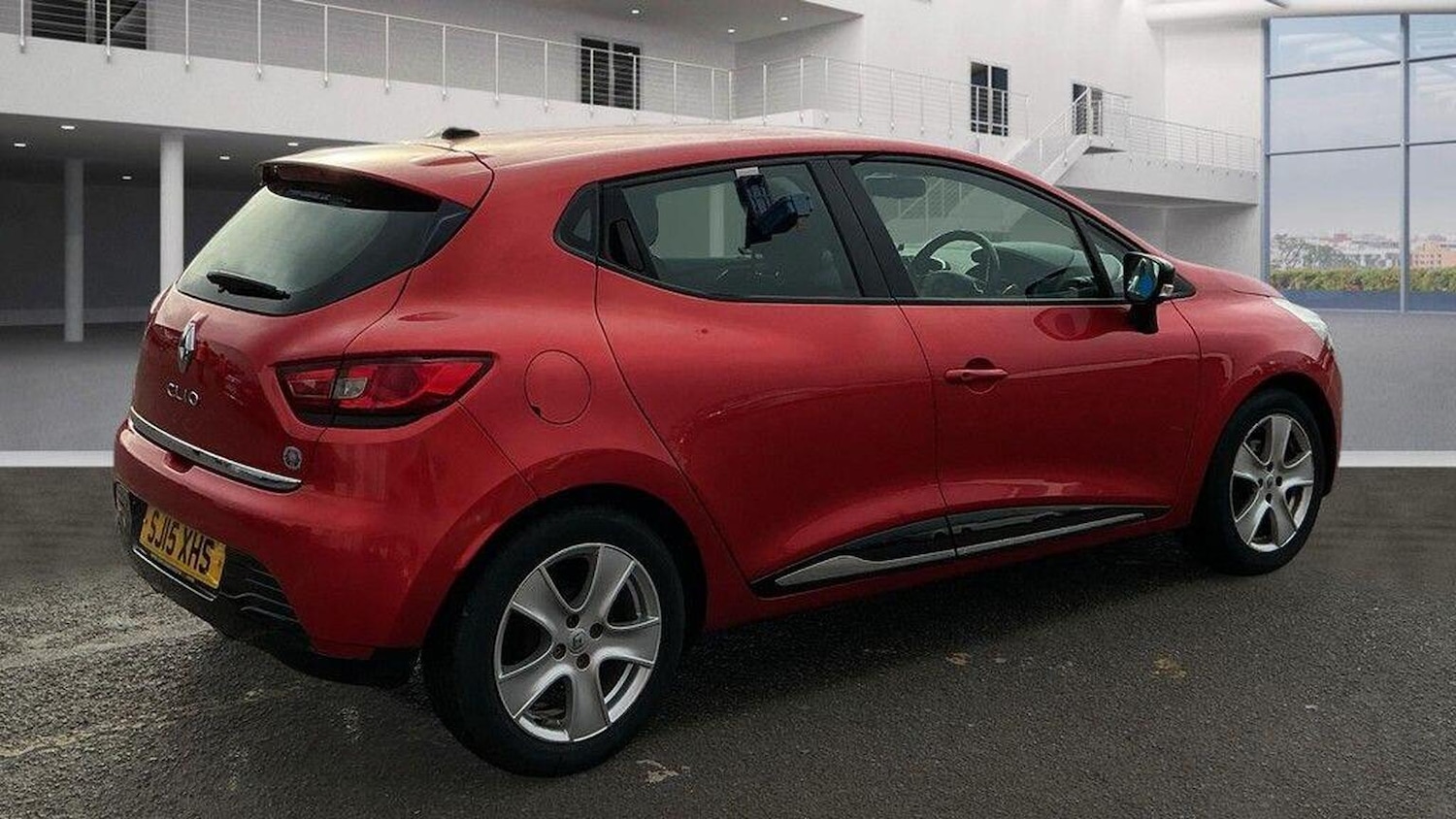 Used Renault Clio 2015 for sale - 77535957: Photo 5