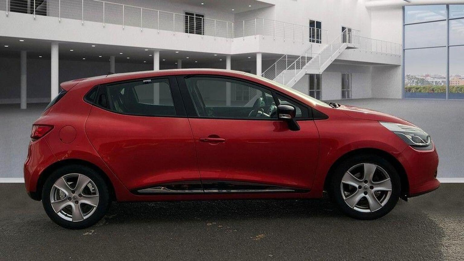 Used Renault Clio 2015 for sale - 77535957: Photo 6