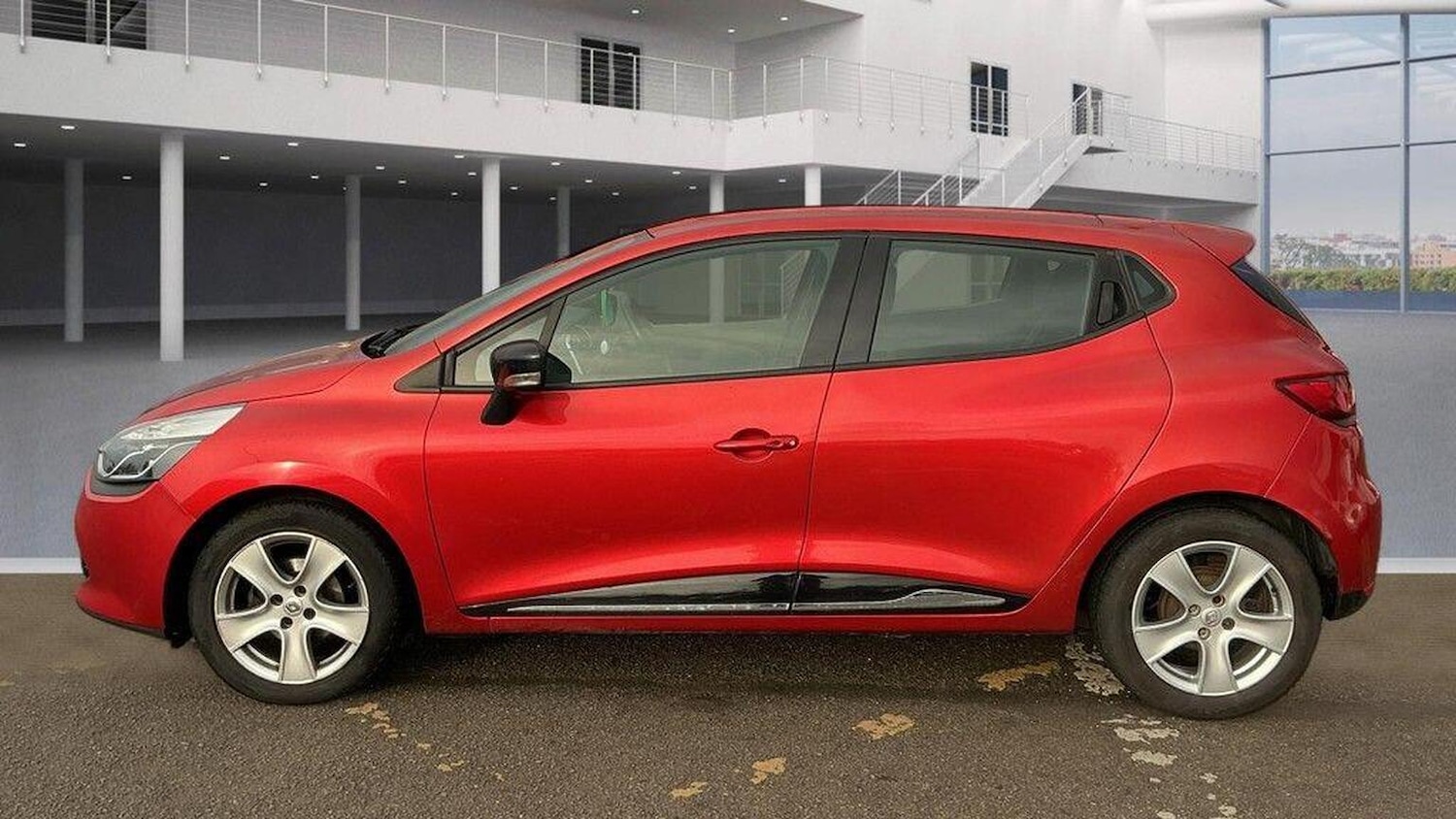 Used Renault Clio 2015 for sale - 77535957: Photo 7
