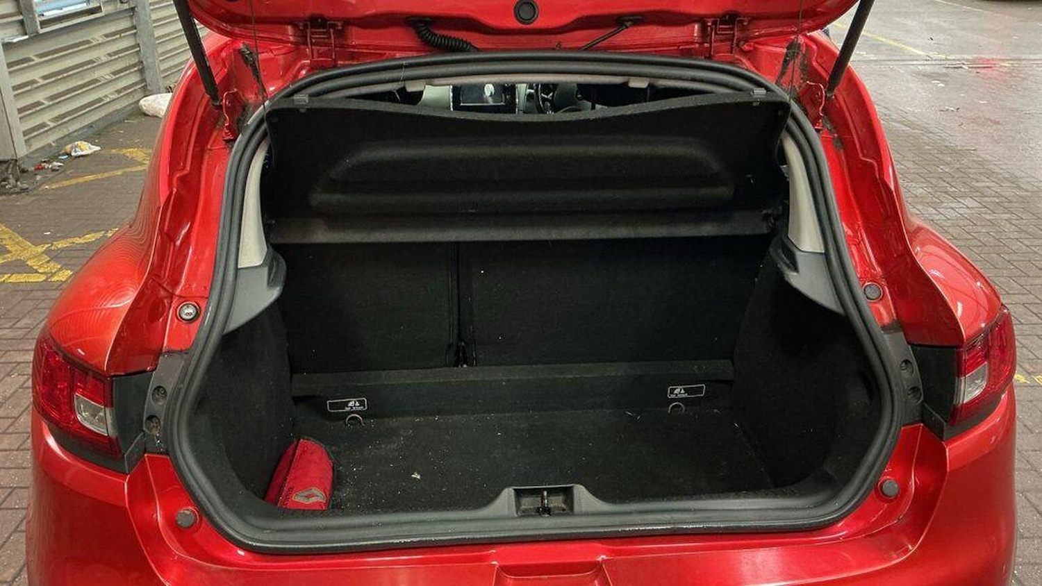 Used Renault Clio 2015 for sale - 77535957: Photo 8