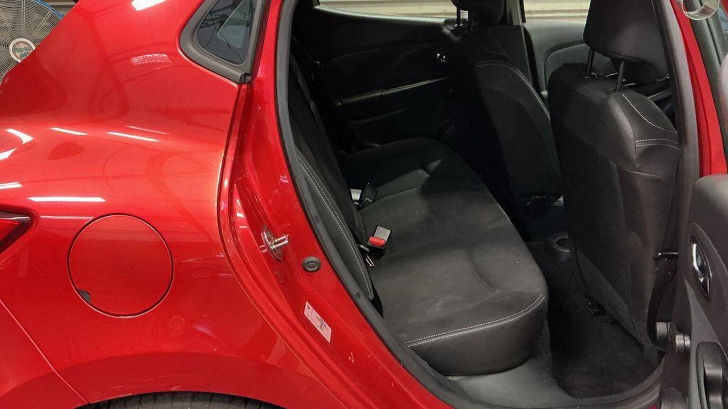 Used Renault Clio 2015 for sale - 77535957: Photo 9