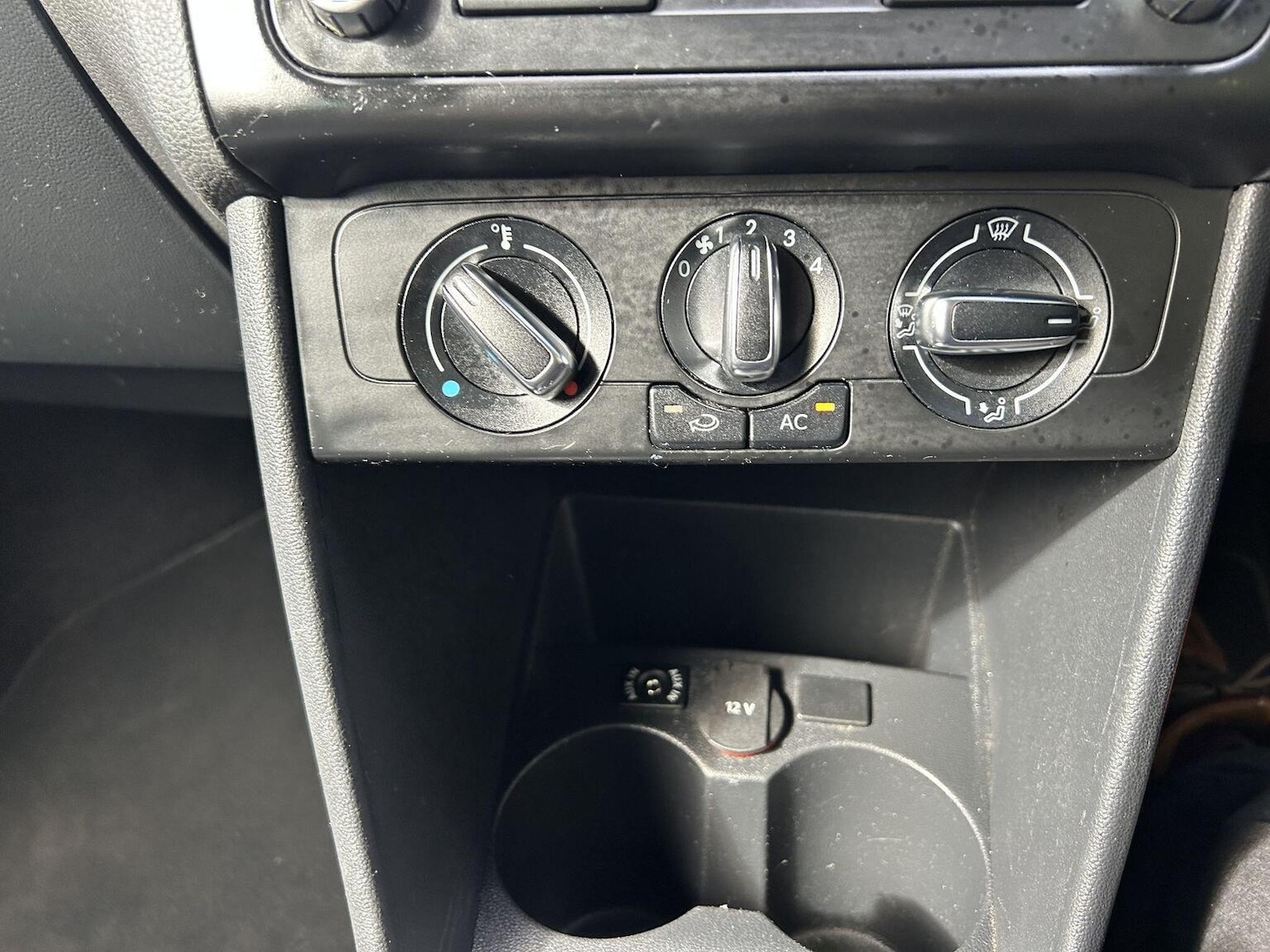 Used Volkswagen Polo 2011 for sale - 78070507: Photo 18