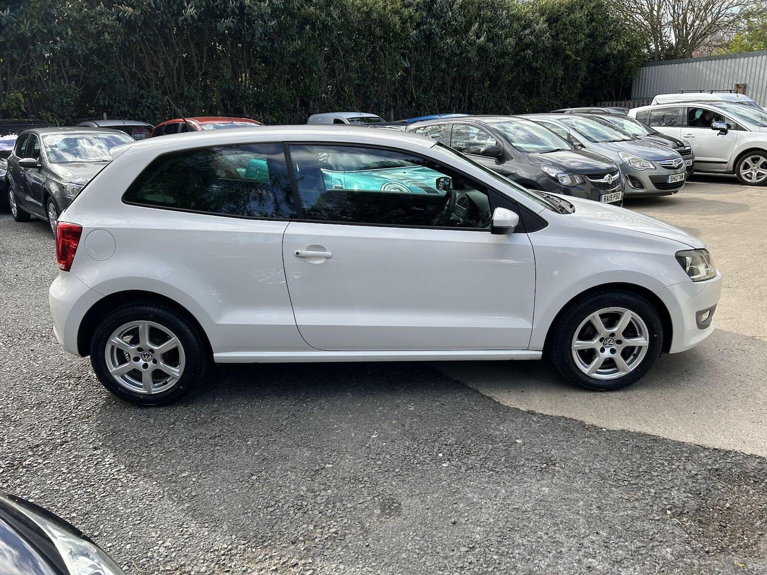 Used Volkswagen Polo 2011 for sale - 78070507: Photo 9