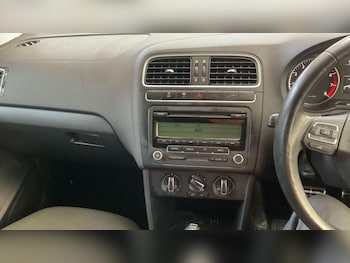 Used Volkswagen Polo 2011 for sale - 78045610: Photo