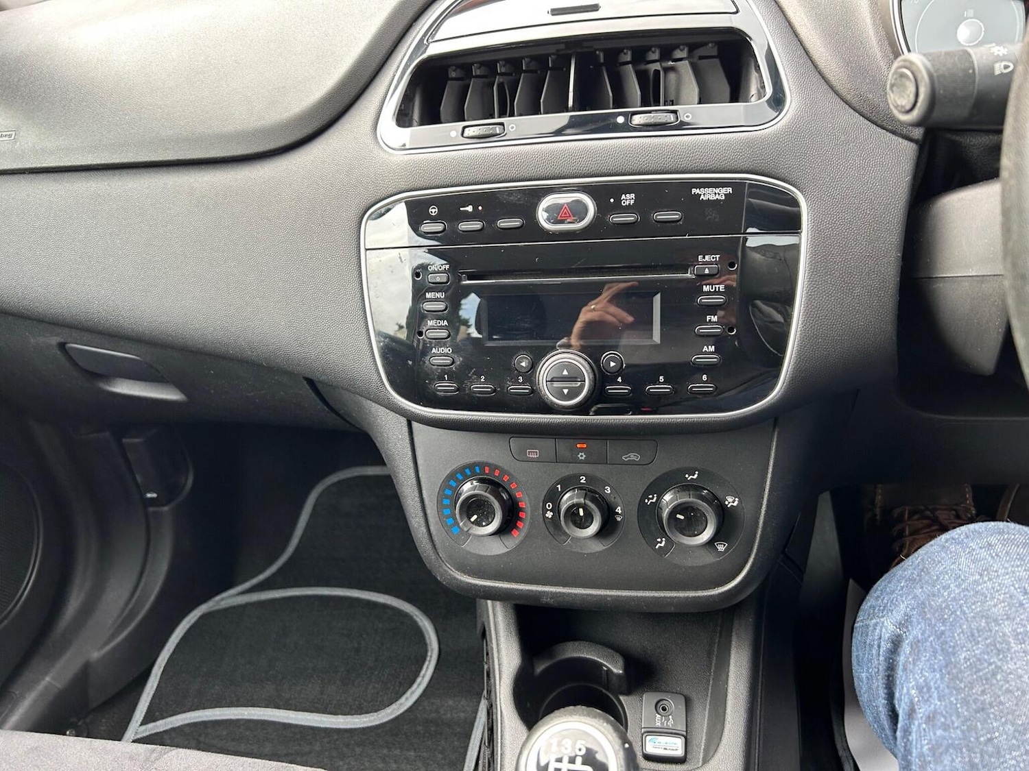 Used Fiat Punto 2015 for sale - 76963253: Photo 12