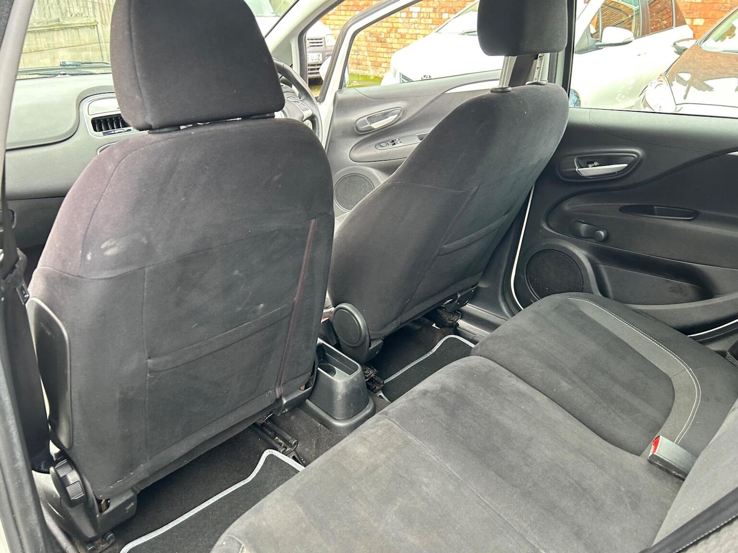 Used Fiat Punto 2015 for sale - 76963253: Photo 21