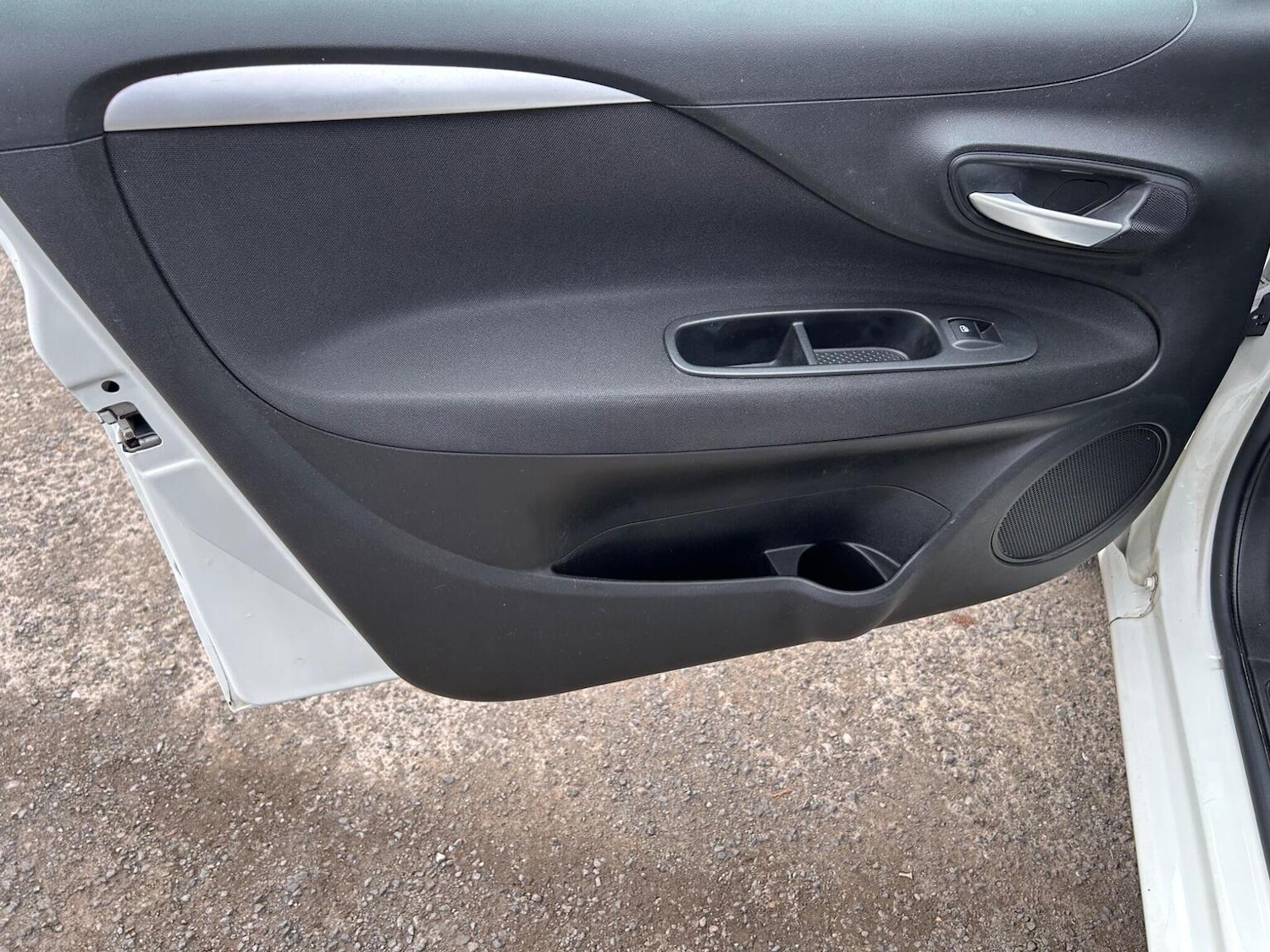 Used Fiat Punto 2015 for sale - 76963253: Photo 28