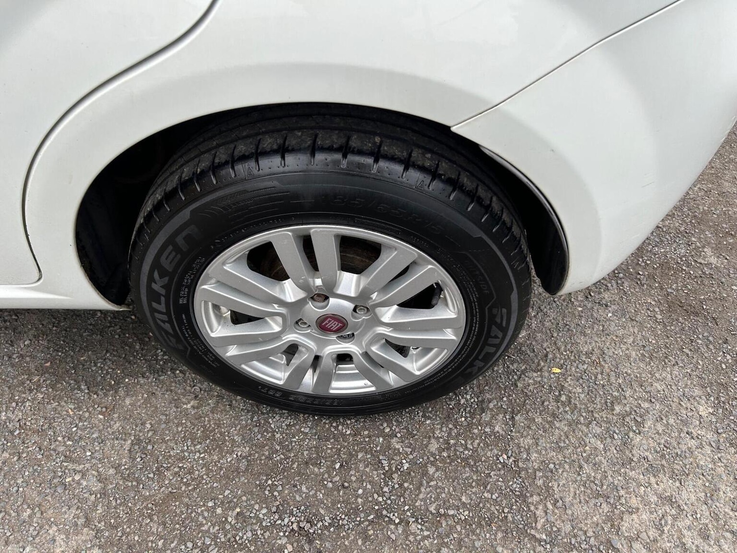 Used Fiat Punto 2015 for sale - 76963253: Photo 31