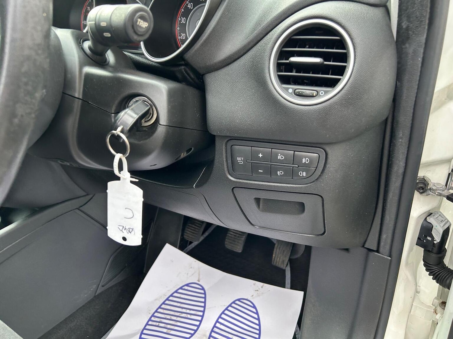 Used Fiat Punto 2015 for sale - 76963253: Photo 45