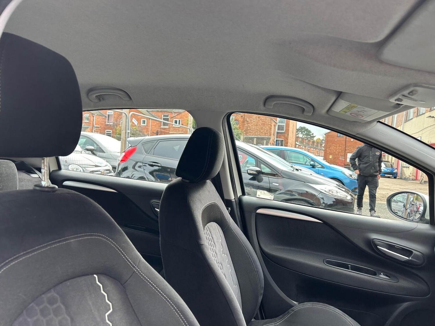 Used Fiat Punto 2015 for sale - 76963253: Photo 46