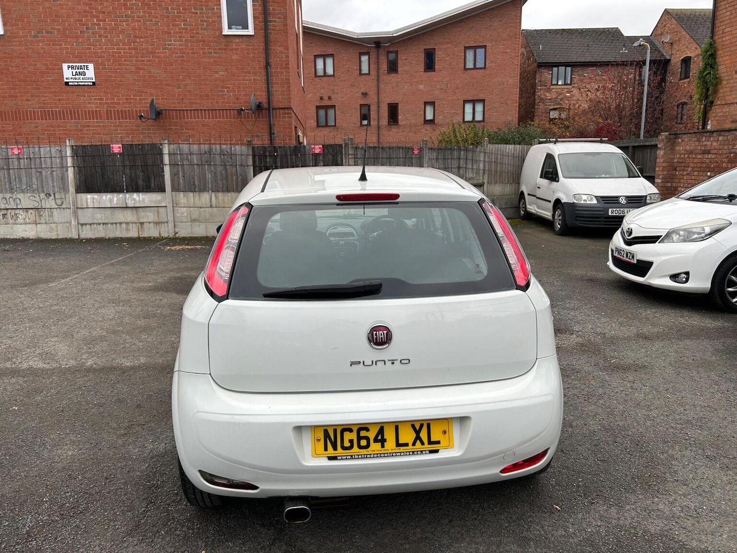 Used Fiat Punto 2015 for sale - 76963253: Photo 8