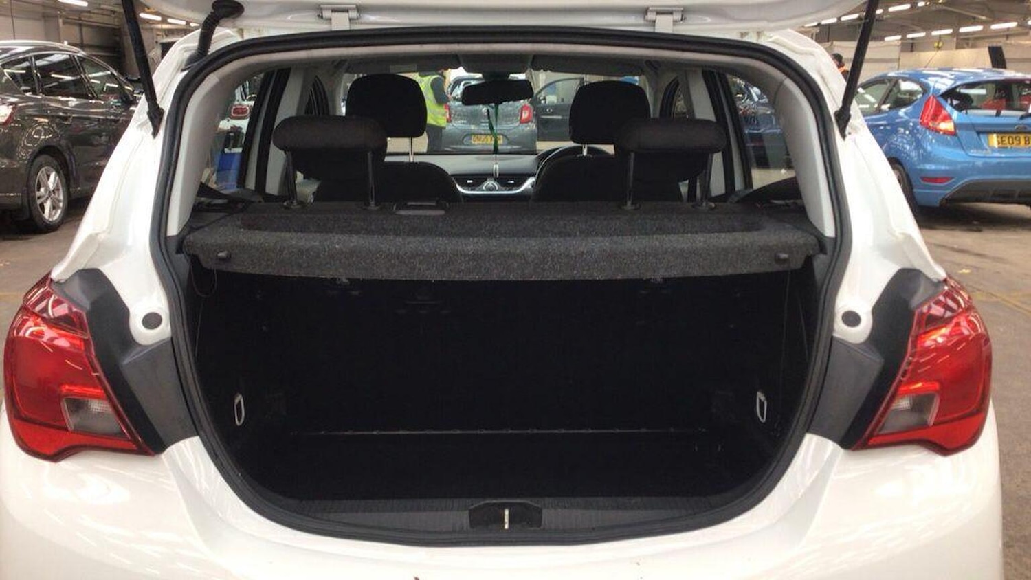 Used Vauxhall Corsa 2015 for sale - 77792820: Photo 10