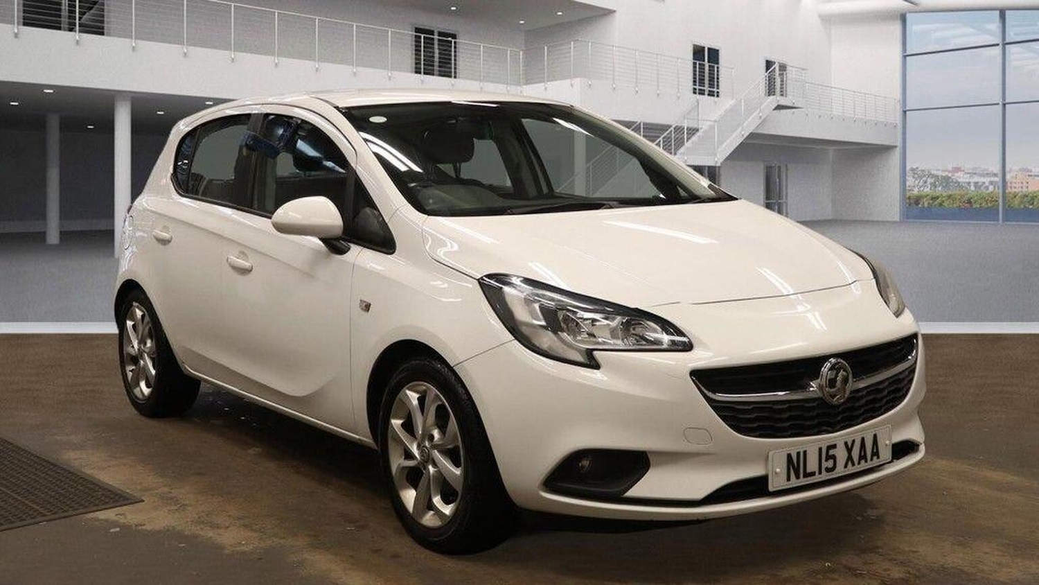 Used Vauxhall Corsa 2015 for sale - 77792820: Photo 2