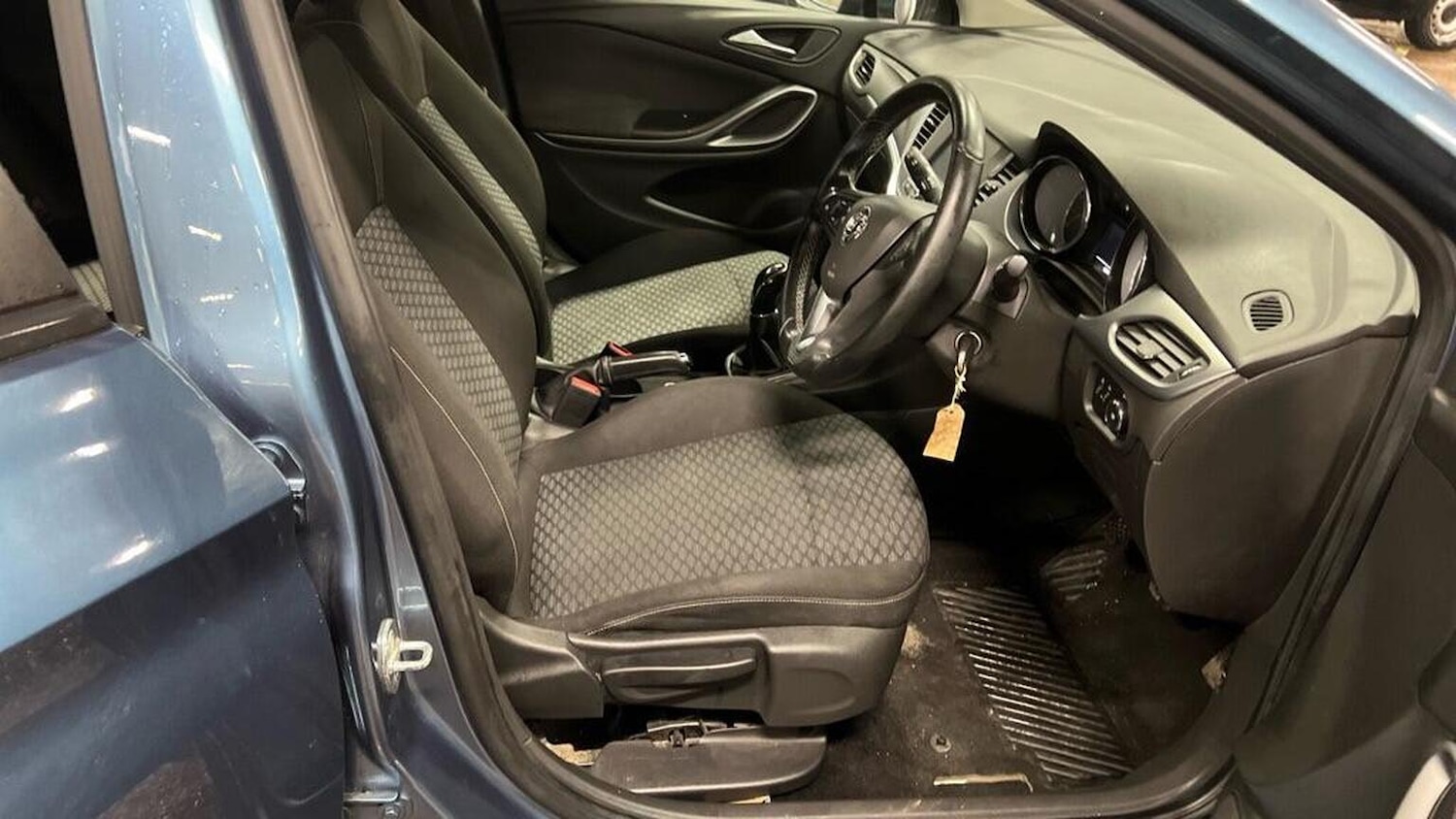 Used Vauxhall Astra 2016 for sale - 77080767: Photo 12