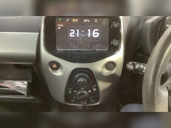 Used Peugeot 108 2015 for sale - 79198459: Photo