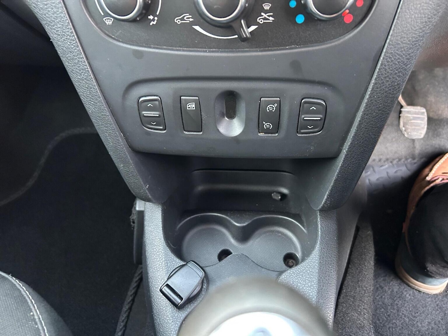 Used Dacia Sandero Stepway 2016 for sale - 76963418: Photo 30