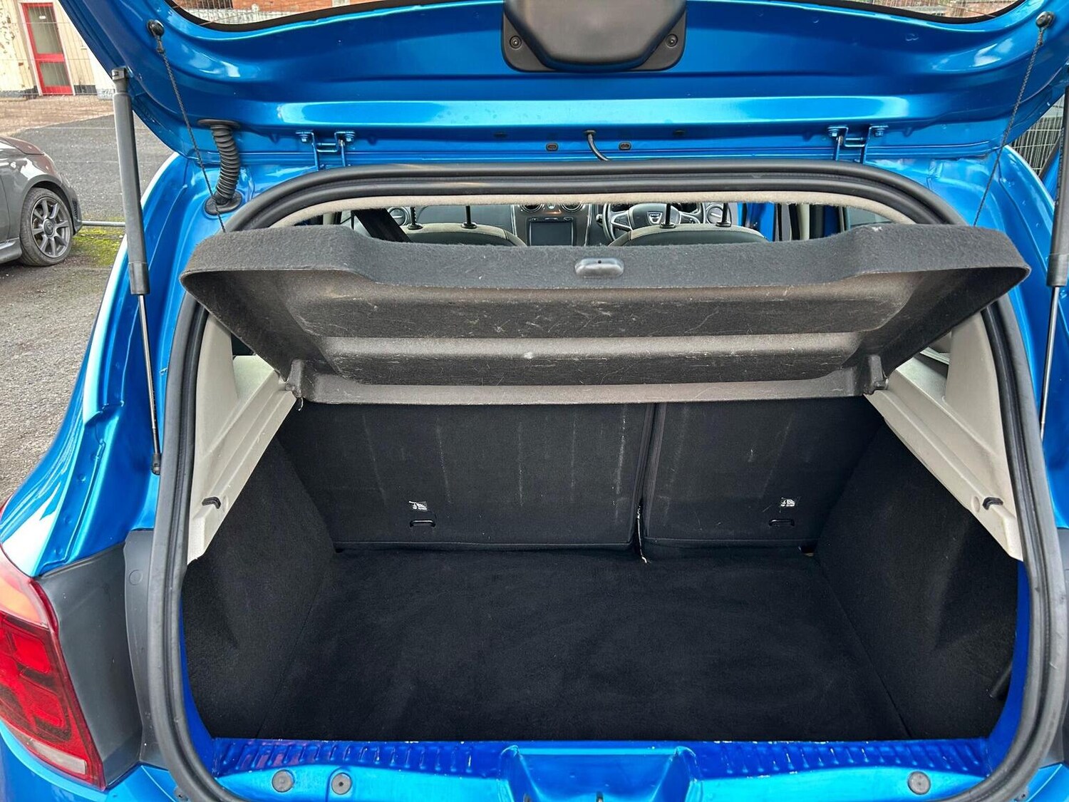 Used Dacia Sandero Stepway 2016 for sale - 76963418: Photo 38