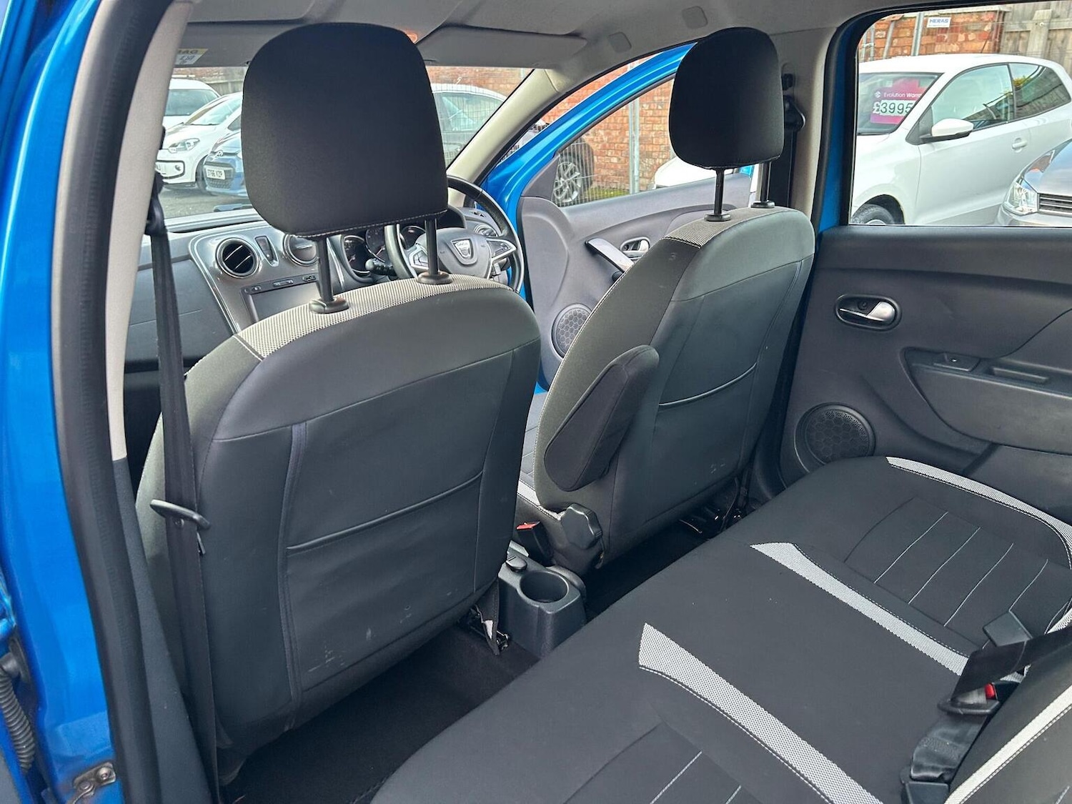 Used Dacia Sandero Stepway 2016 for sale - 76963418: Photo 39