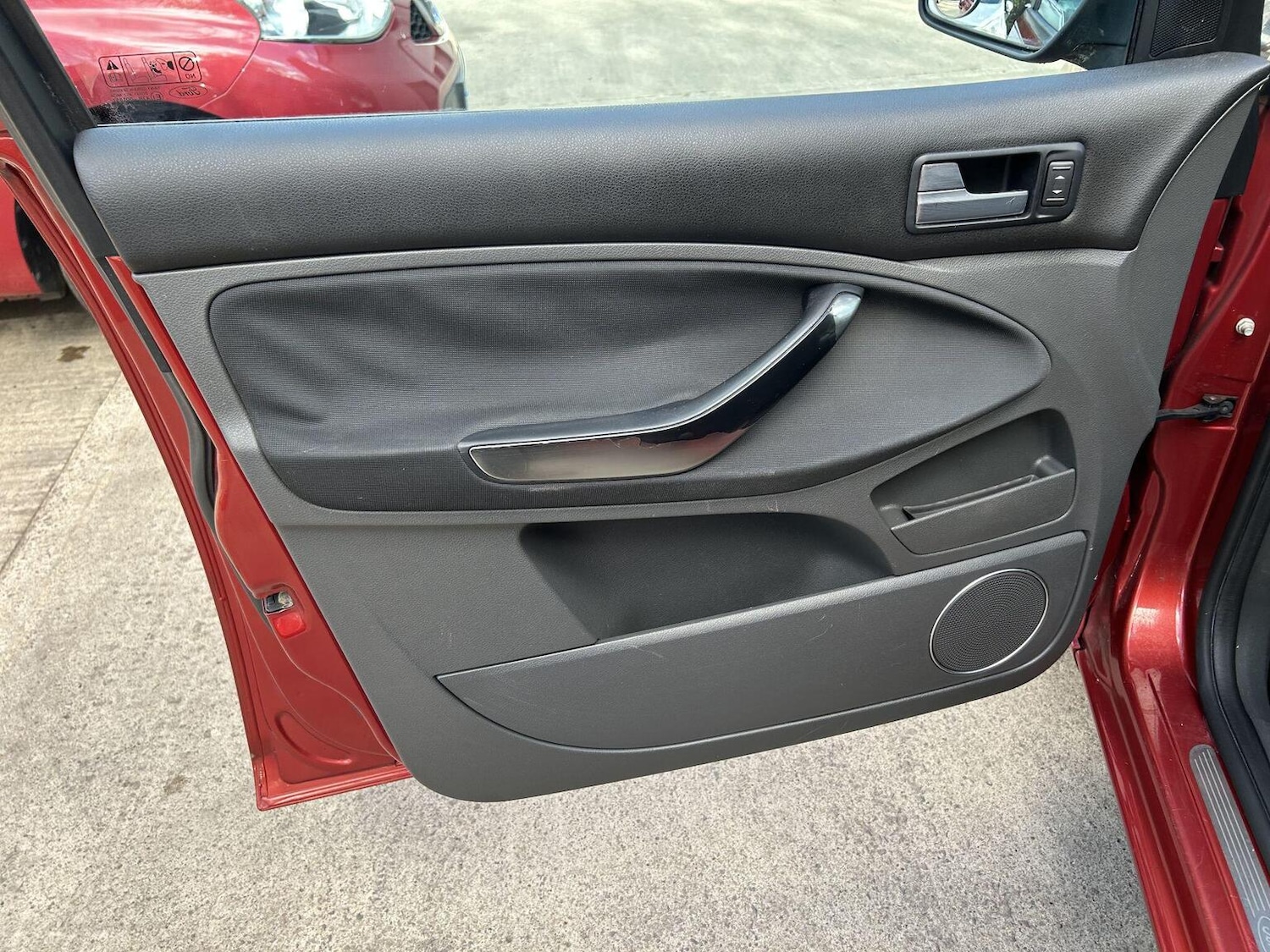 Used Ford C-Max 2008 for sale - 78057065: Photo 24