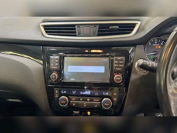 Used Nissan Qashqai 2015 for sale - 79563930: Photo