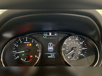 Used Nissan Qashqai 2015 for sale - 79563930: Photo