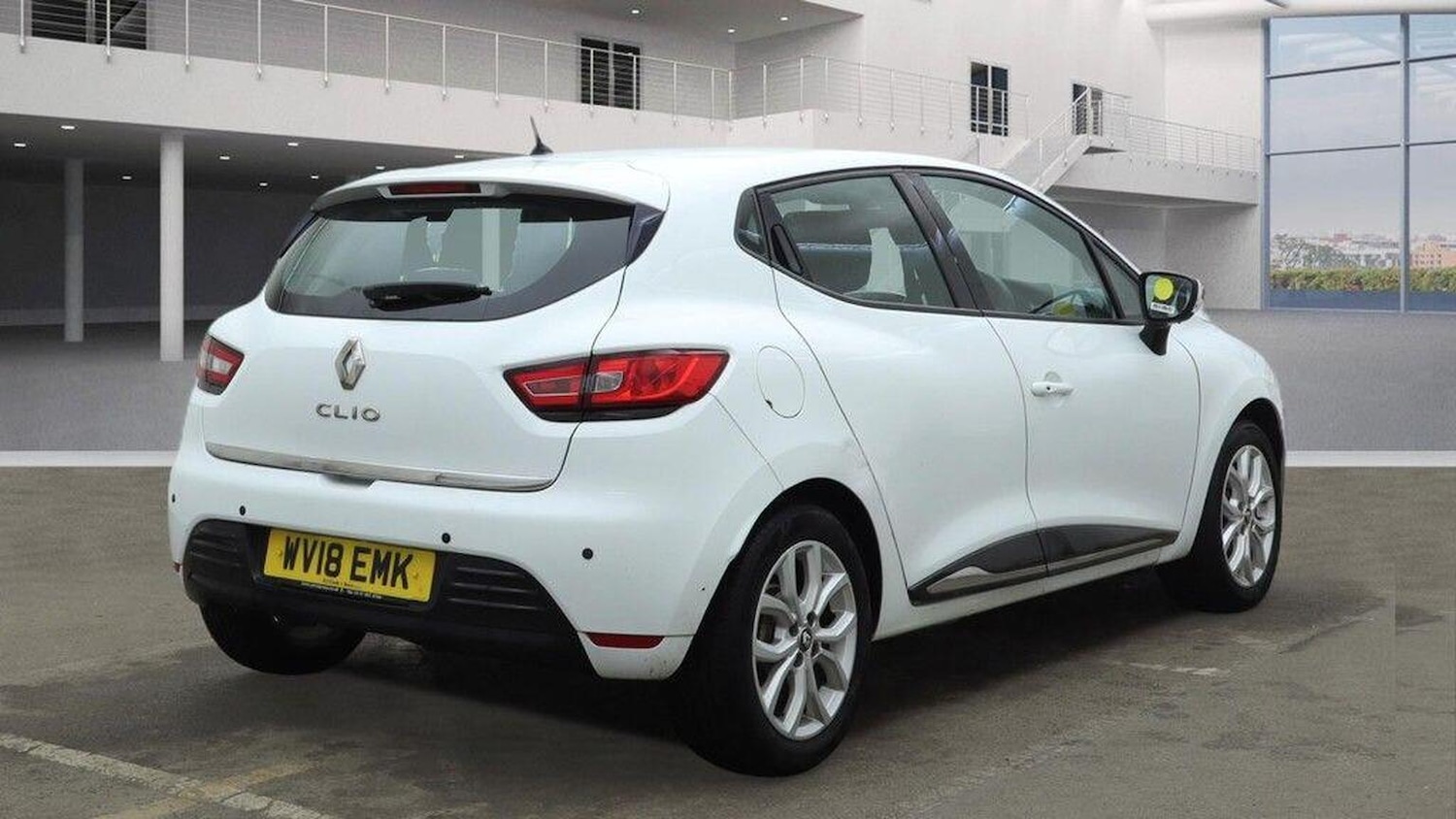 Used Renault Clio 2018 for sale - 77508596: Photo 3