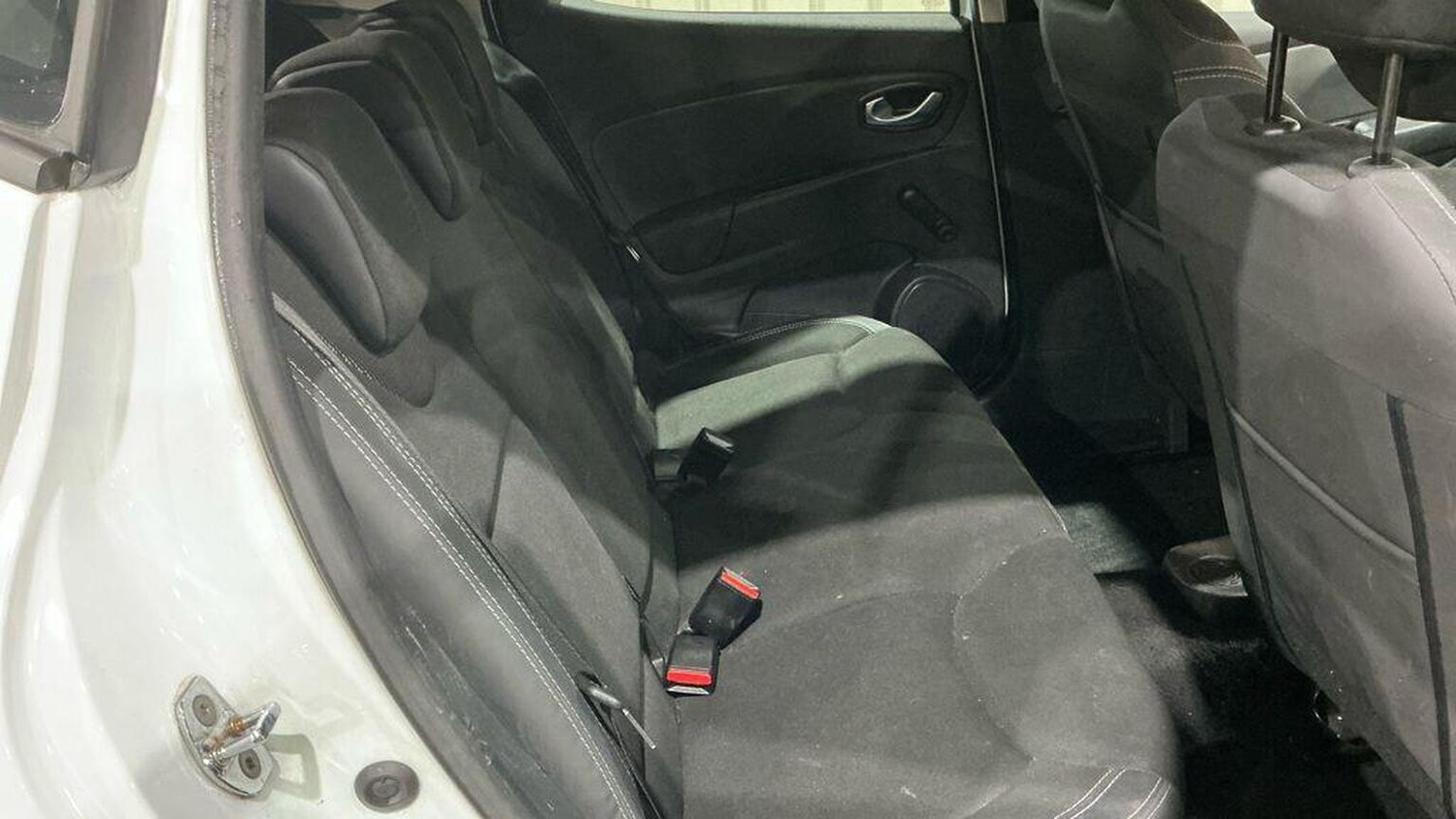 Used Renault Clio 2018 for sale - 77508596: Photo 6