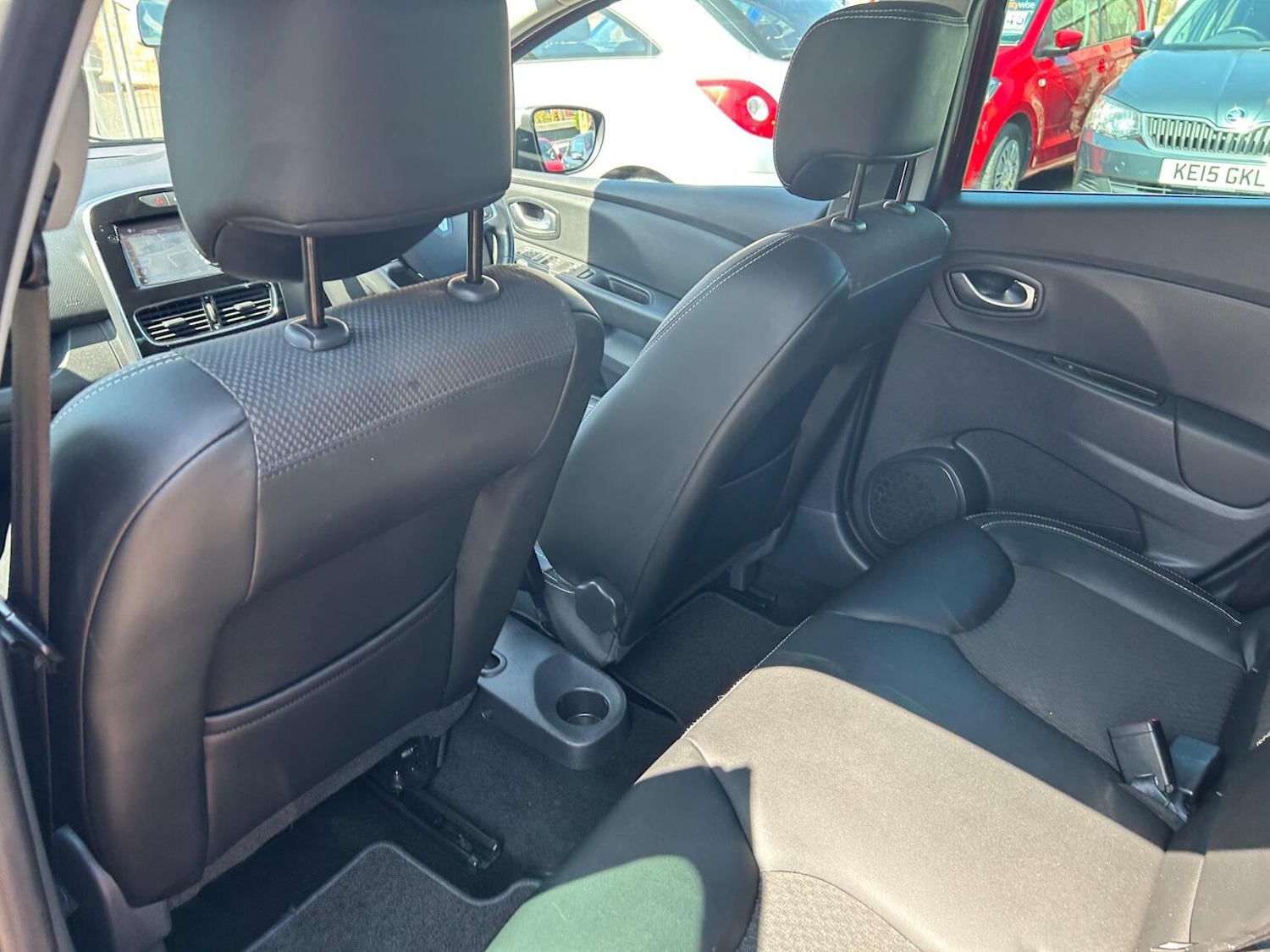 Used Renault Clio 2018 for sale - 76963421: Photo 17