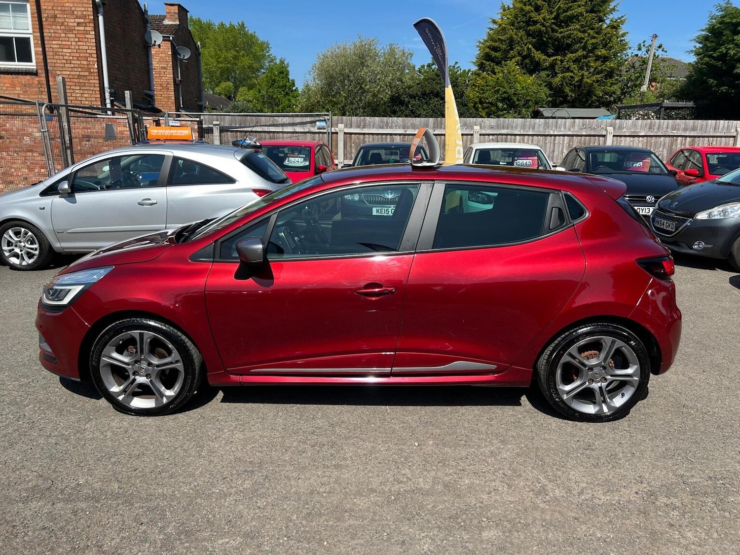 Used Renault Clio 2018 for sale - 76963421: Photo 7