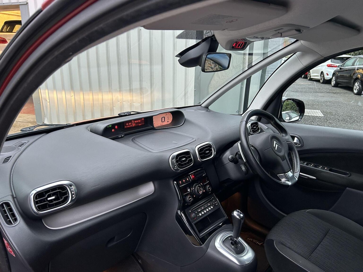 Used Citroen C3 Picasso 2012 for sale - 77643749: Photo 47