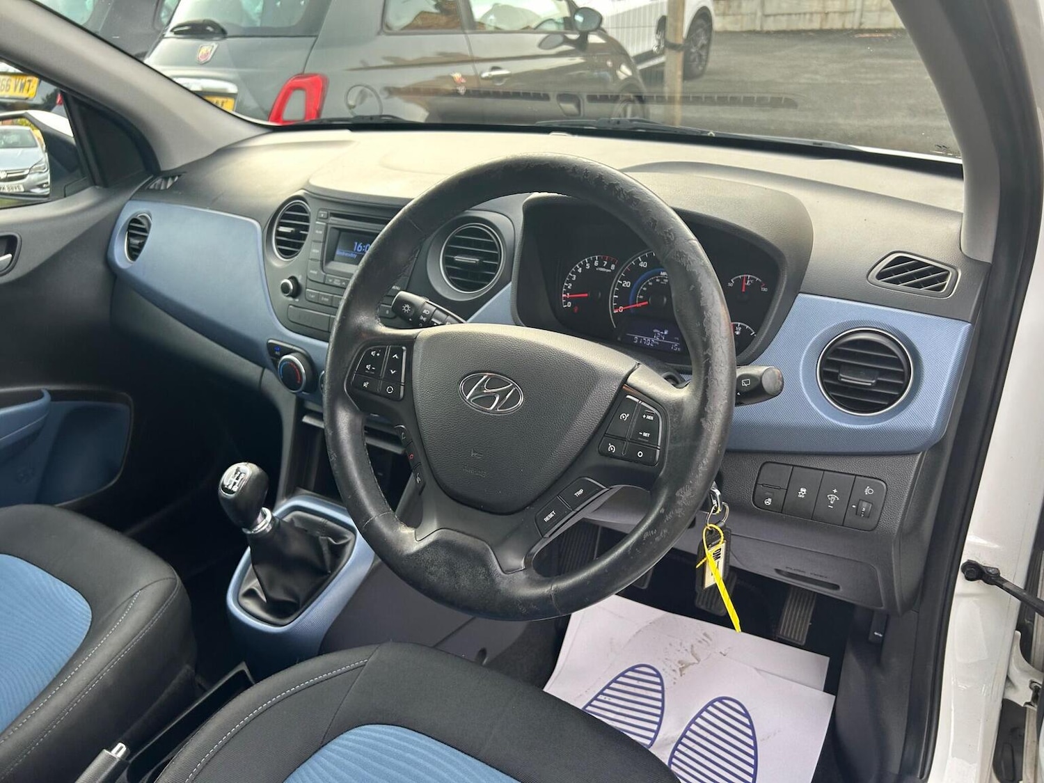 Used Hyundai i10 2015 for sale - 76963246: Photo 11