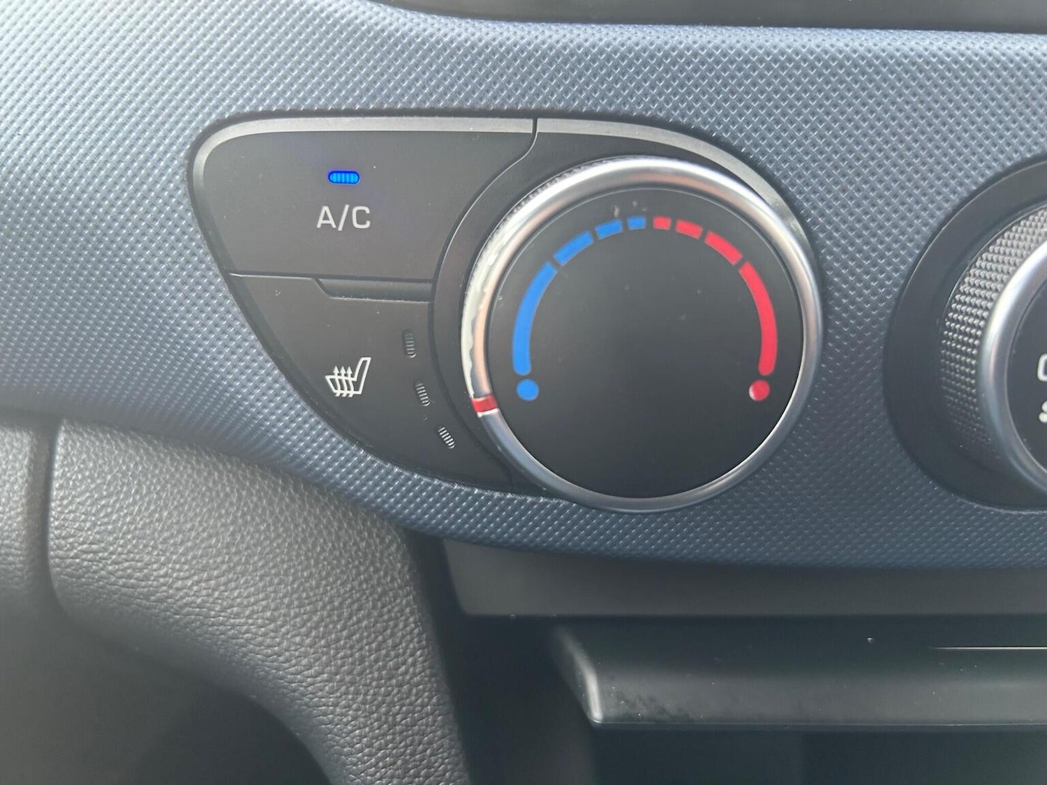 Used Hyundai i10 2015 for sale - 76963246: Photo 22