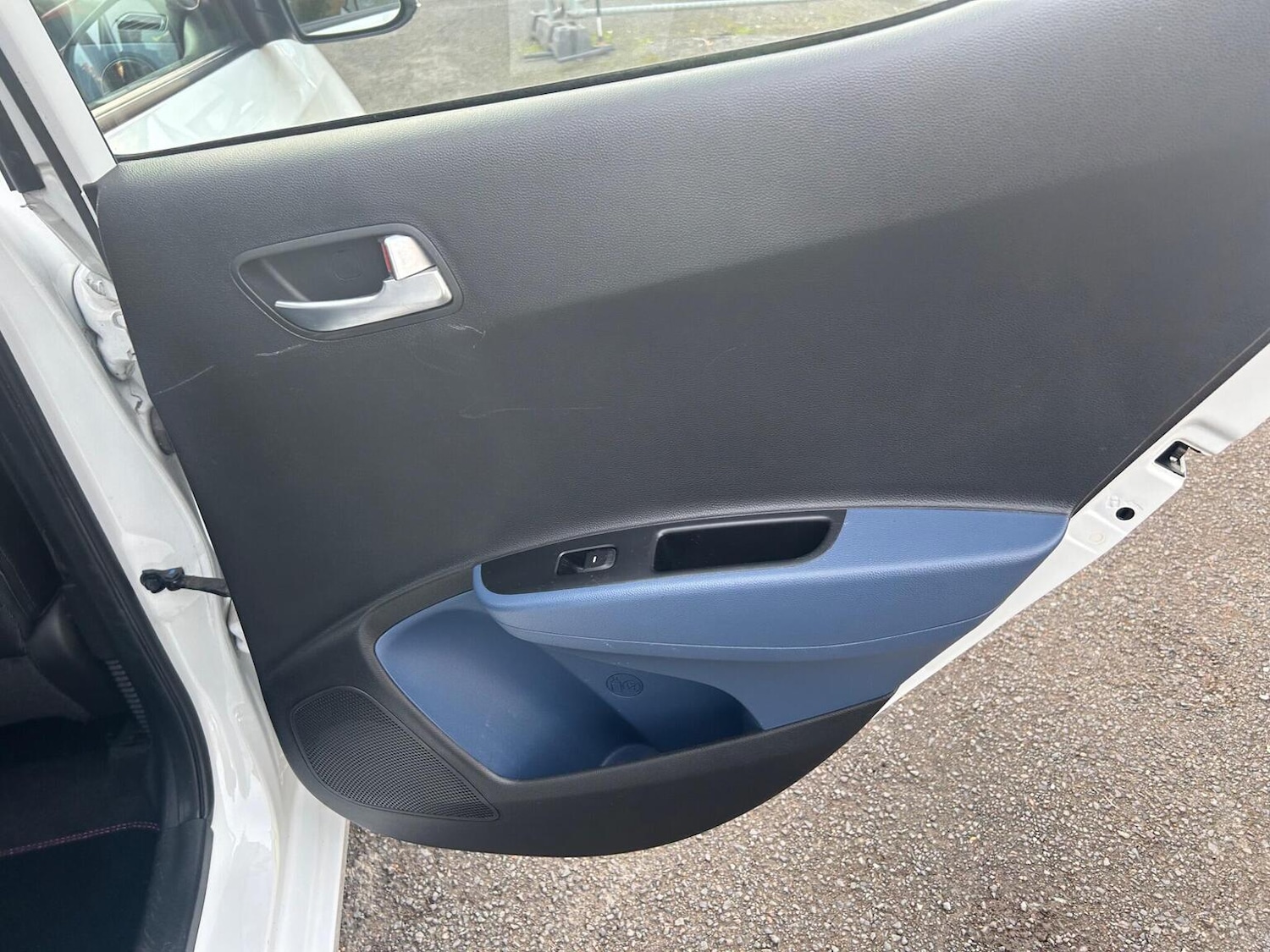 Used Hyundai i10 2015 for sale - 76963246: Photo 26