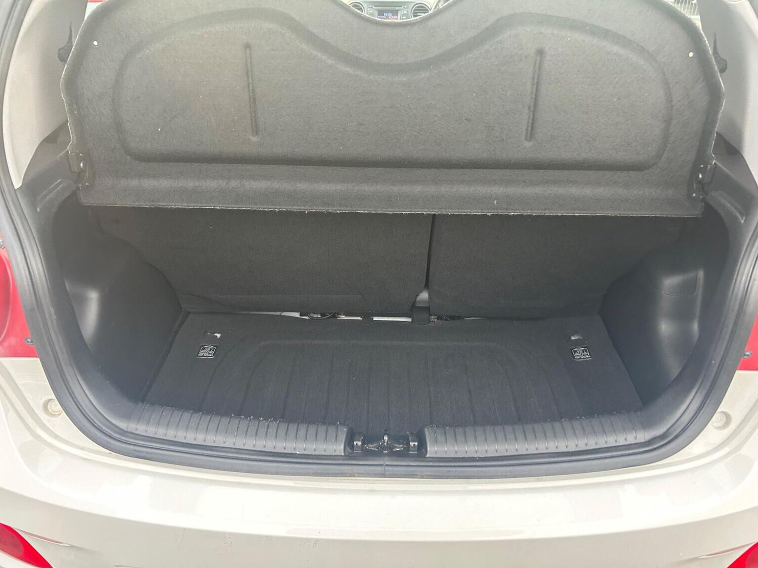 Used Hyundai i10 2015 for sale - 76963246: Photo 37