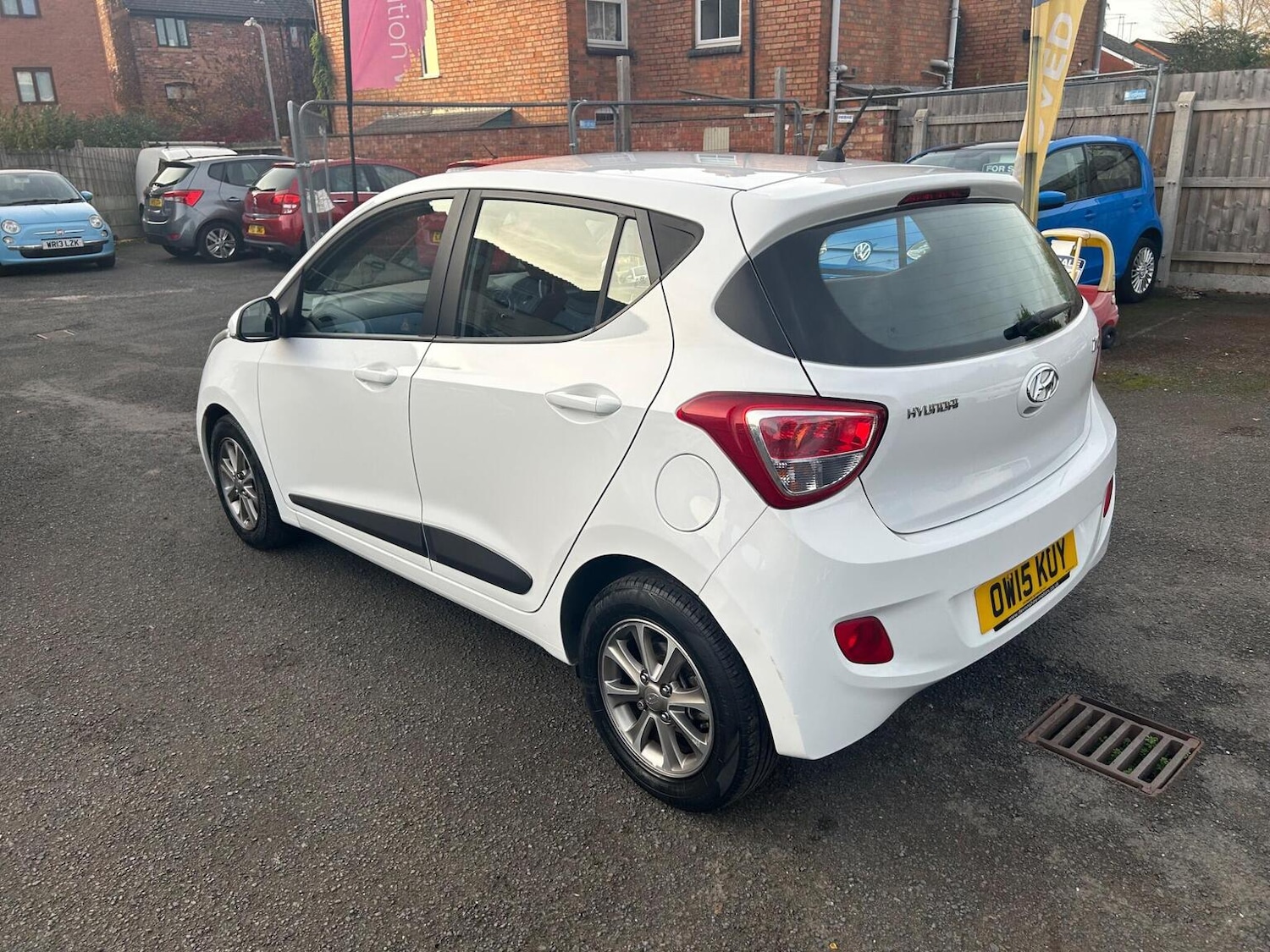 Used Hyundai i10 2015 for sale - 76963246: Photo 5