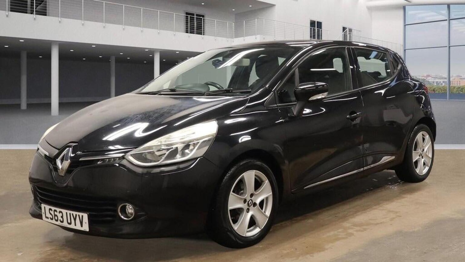 Used Renault Clio 2013 for sale - 77080762: Photo 5