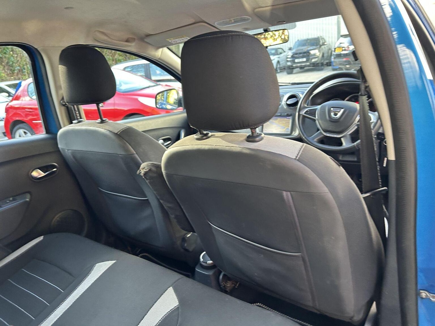 Used Dacia Sandero Stepway 2017 for sale - 77961996: Photo 12