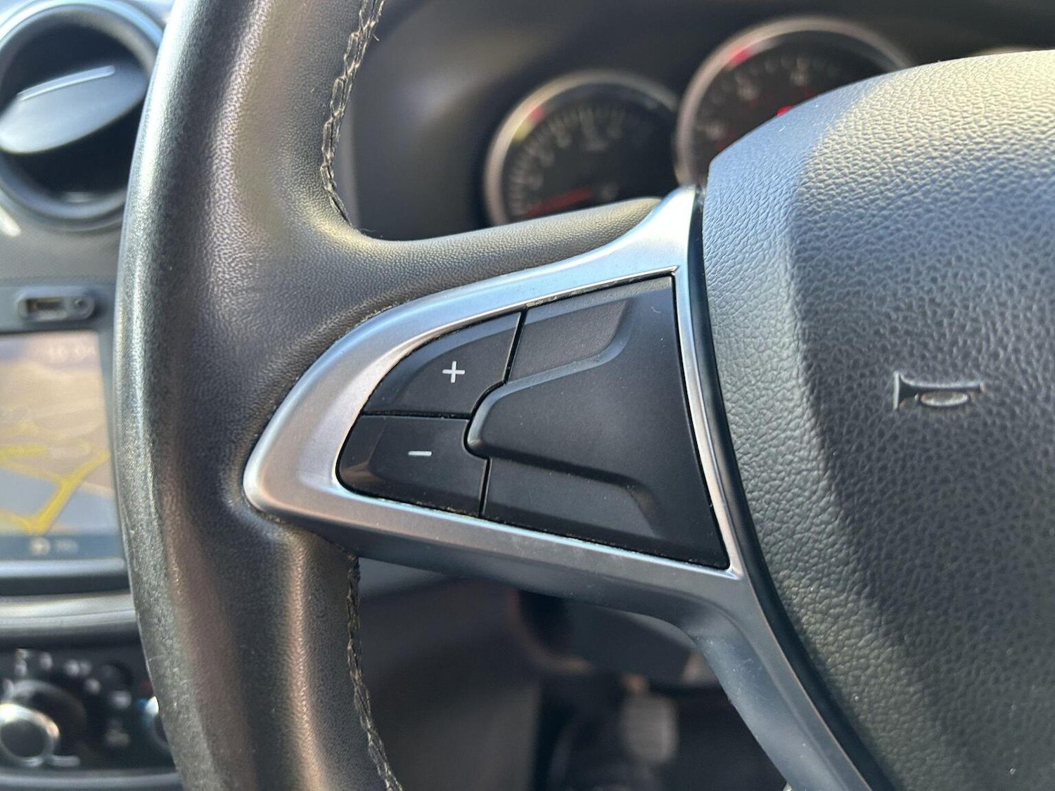 Used Dacia Sandero Stepway 2017 for sale - 77961996: Photo 17