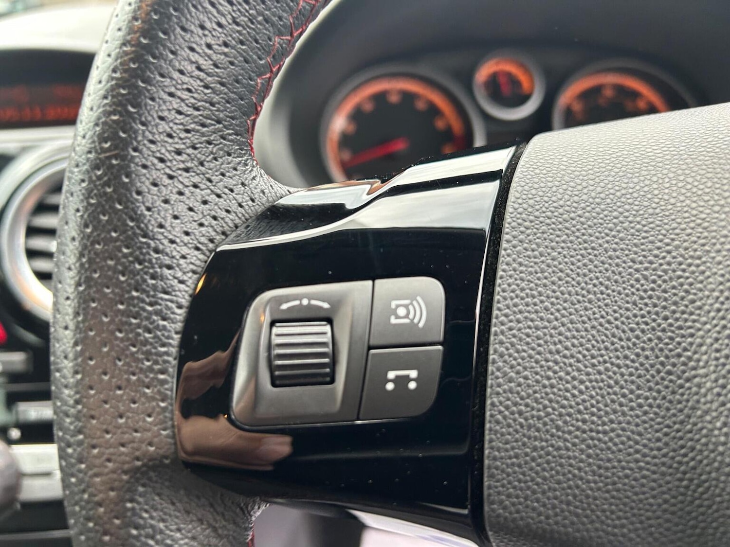 Used Vauxhall Corsa 2012 for sale - 76963274: Photo 23