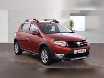 Used Dacia Sandero Stepway 2014 for sale - 78571593: Photo