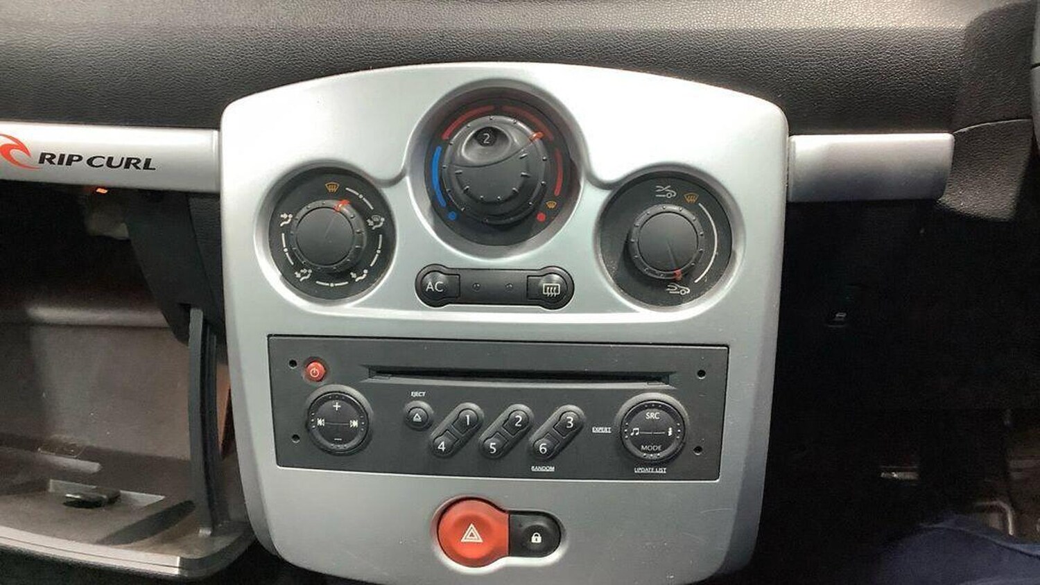 Used Renault Clio 2008 for sale - 77423359: Photo 11