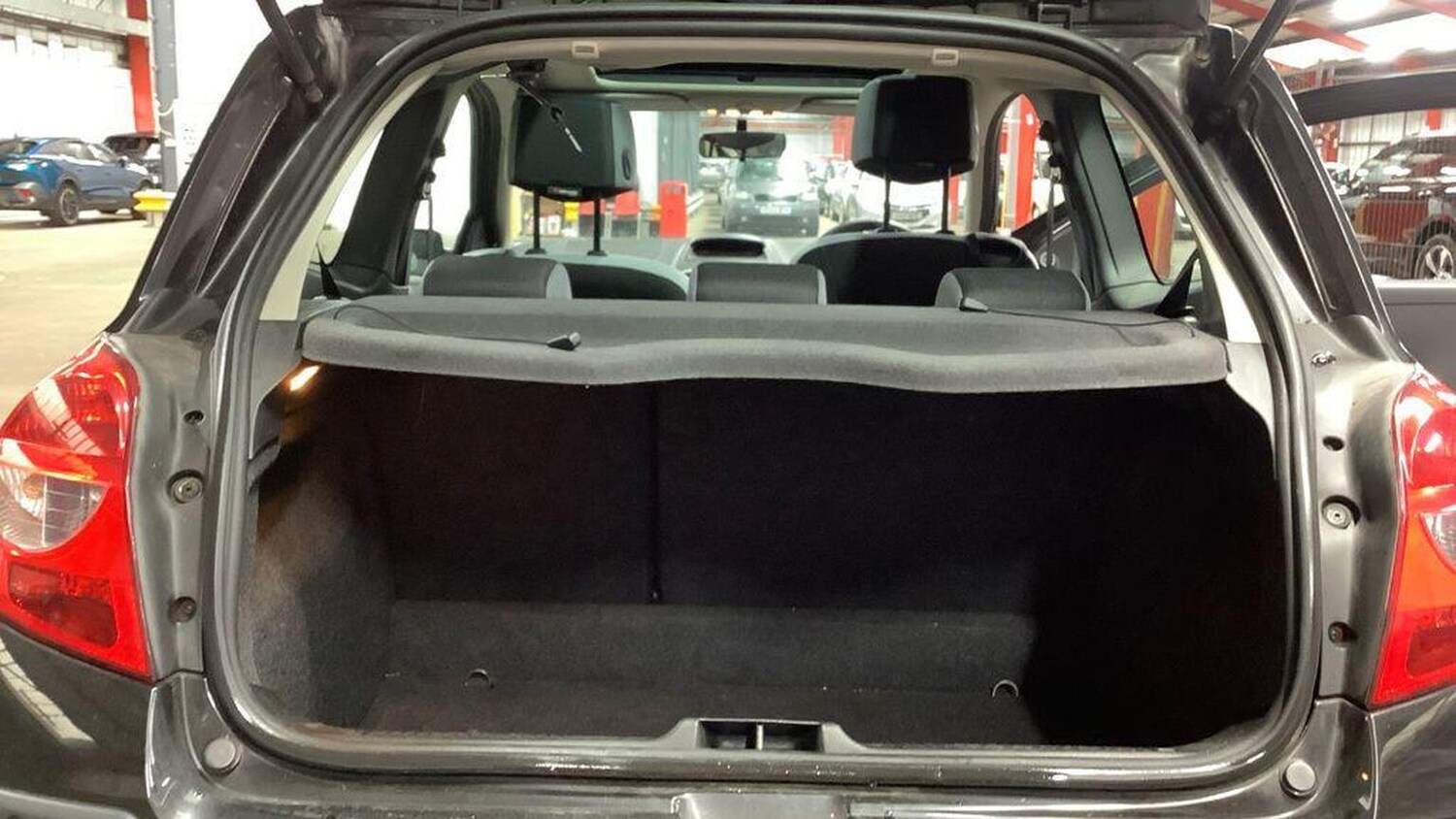 Used Renault Clio 2008 for sale - 77423359: Photo 7