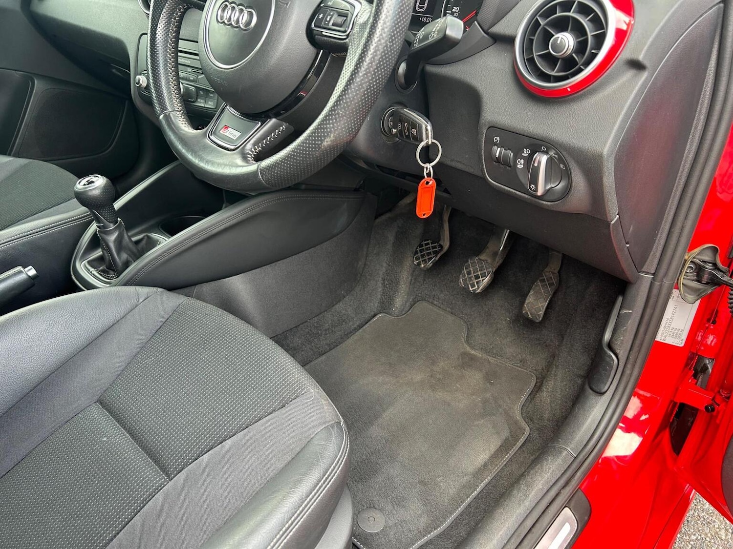 Used Audi A1 2014 for sale - 76963445: Photo 13