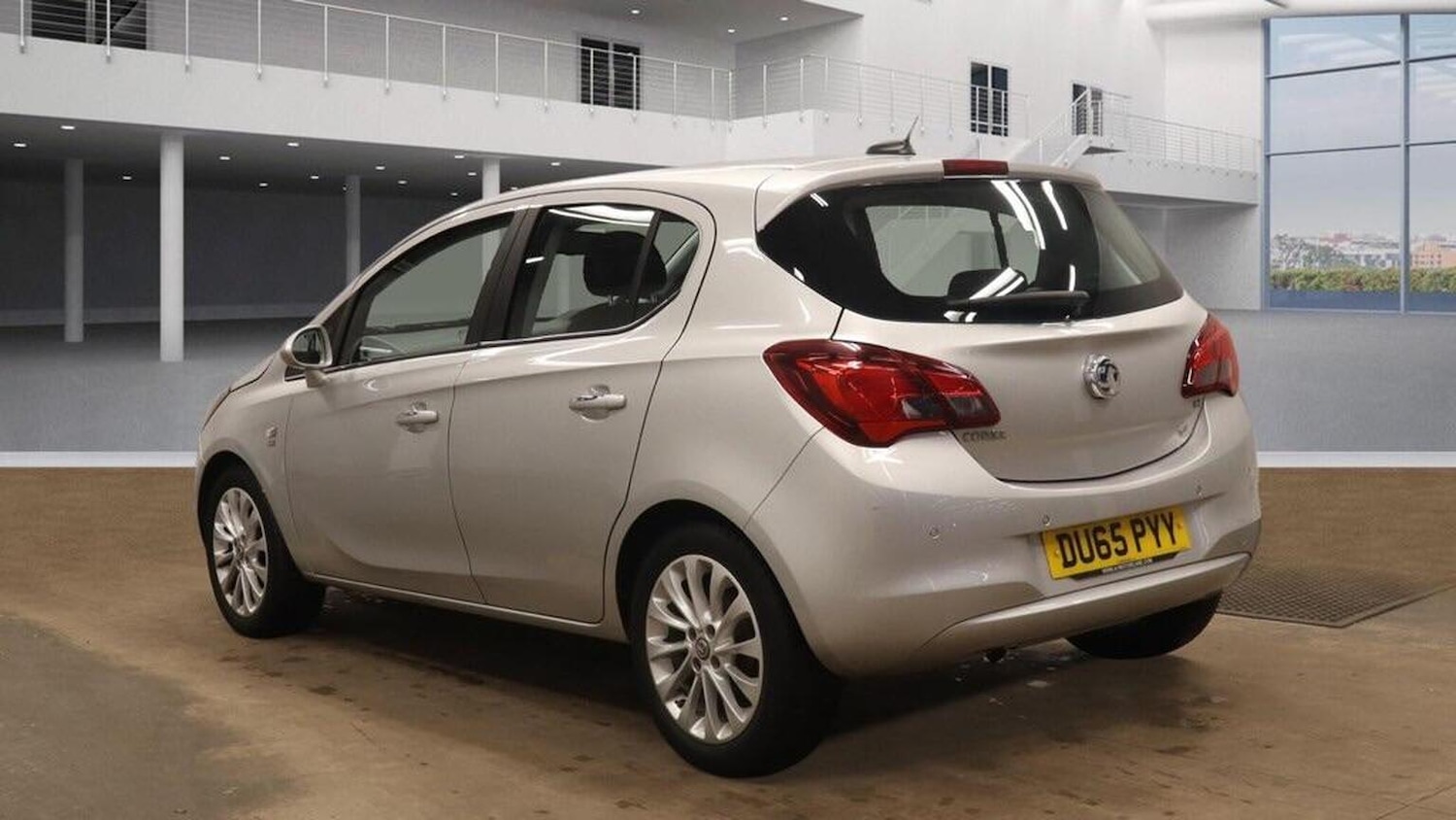 Used Vauxhall Corsa 2015 for sale - 77438470: Photo 4