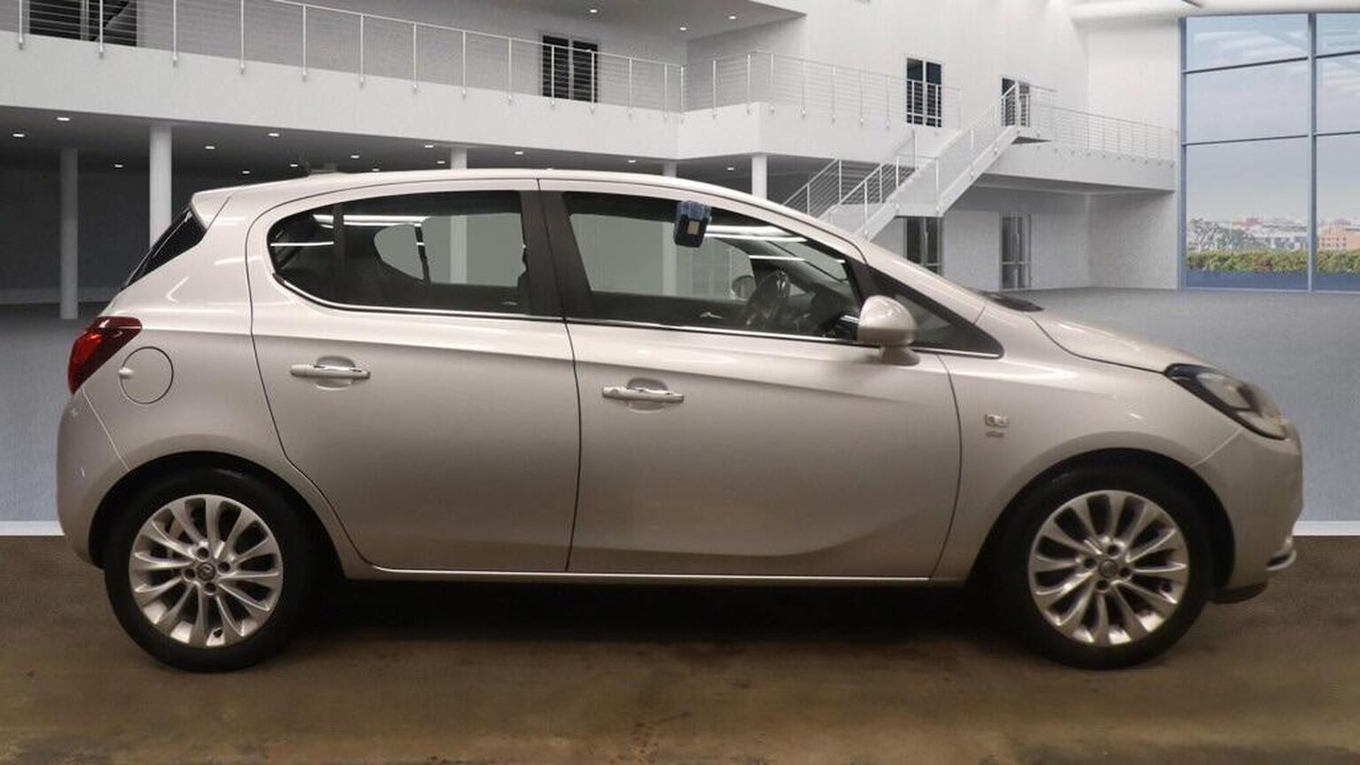 Used Vauxhall Corsa 2015 for sale - 77438470: Photo 6