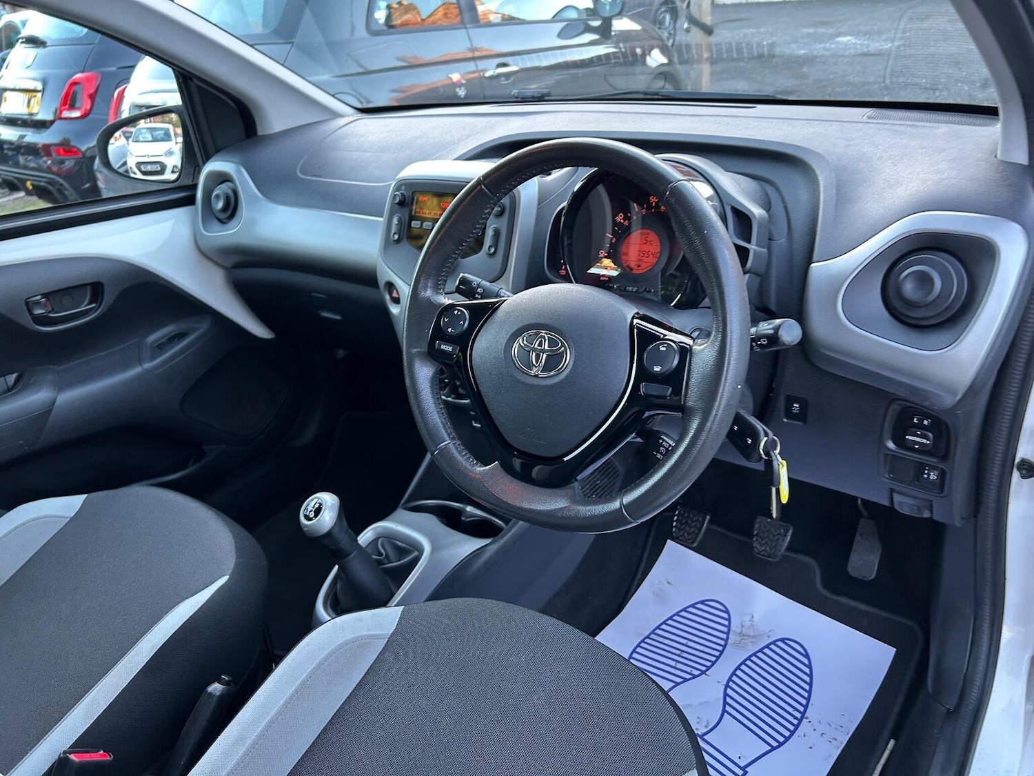 Used Toyota AYGO 2015 for sale - 76963415: Photo 13